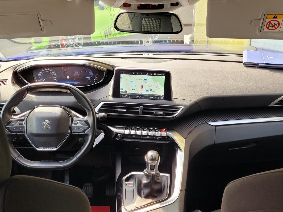 Peugeot 3008 SUV / Terénní 1,5 l 96 kw