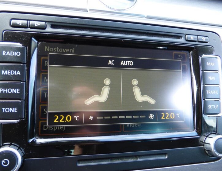 Volkswagen Passat Kombi 2,0 l 130 kw