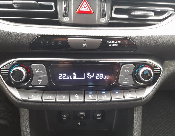 Hyundai i30 Kombi 998,0 88 kw