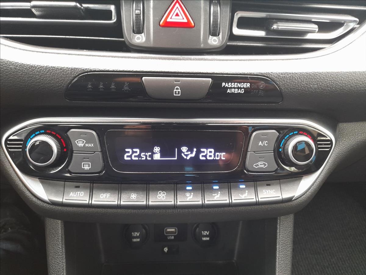 Hyundai i30 Kombi 998,0 88 kw