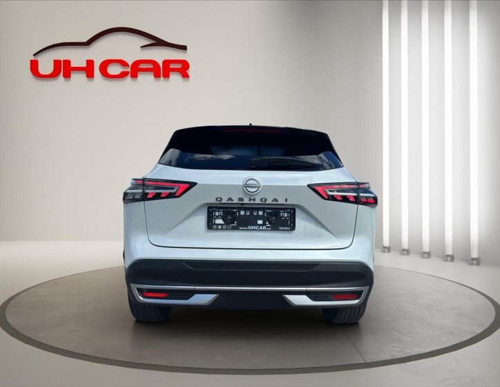 Nissan Qashqai SUV / Terénní 1,3 l 116 kw