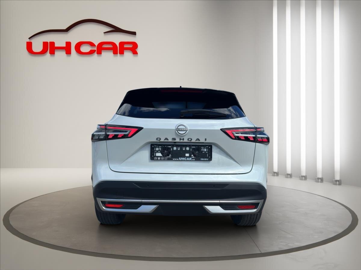 Nissan Qashqai SUV / Terénní 1,3 l 116 kw