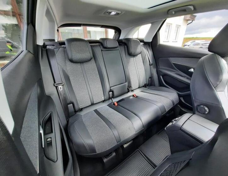 Peugeot 3008 6