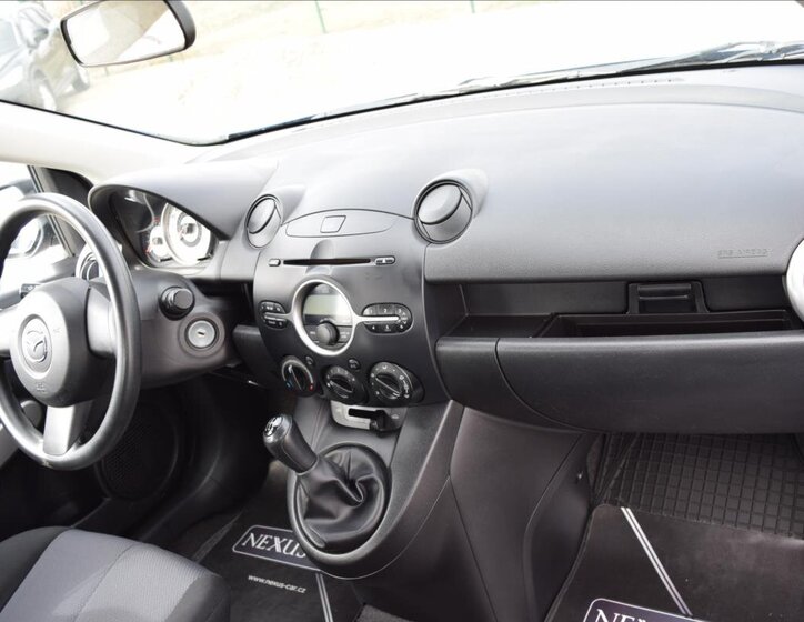 Mazda 2 Hatchback 1,3 l 55 kw