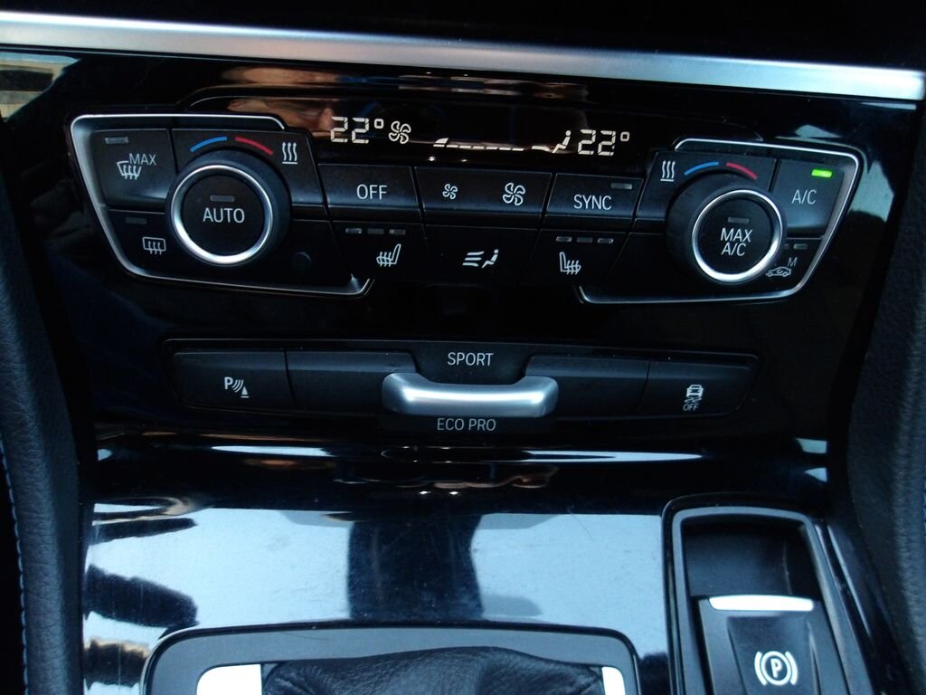 BMW Řada 2 Kombi 2,0 l 141 kw