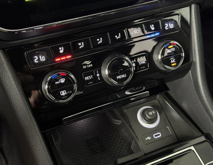 Škoda Superb Kombi 1,4 l 160 kw