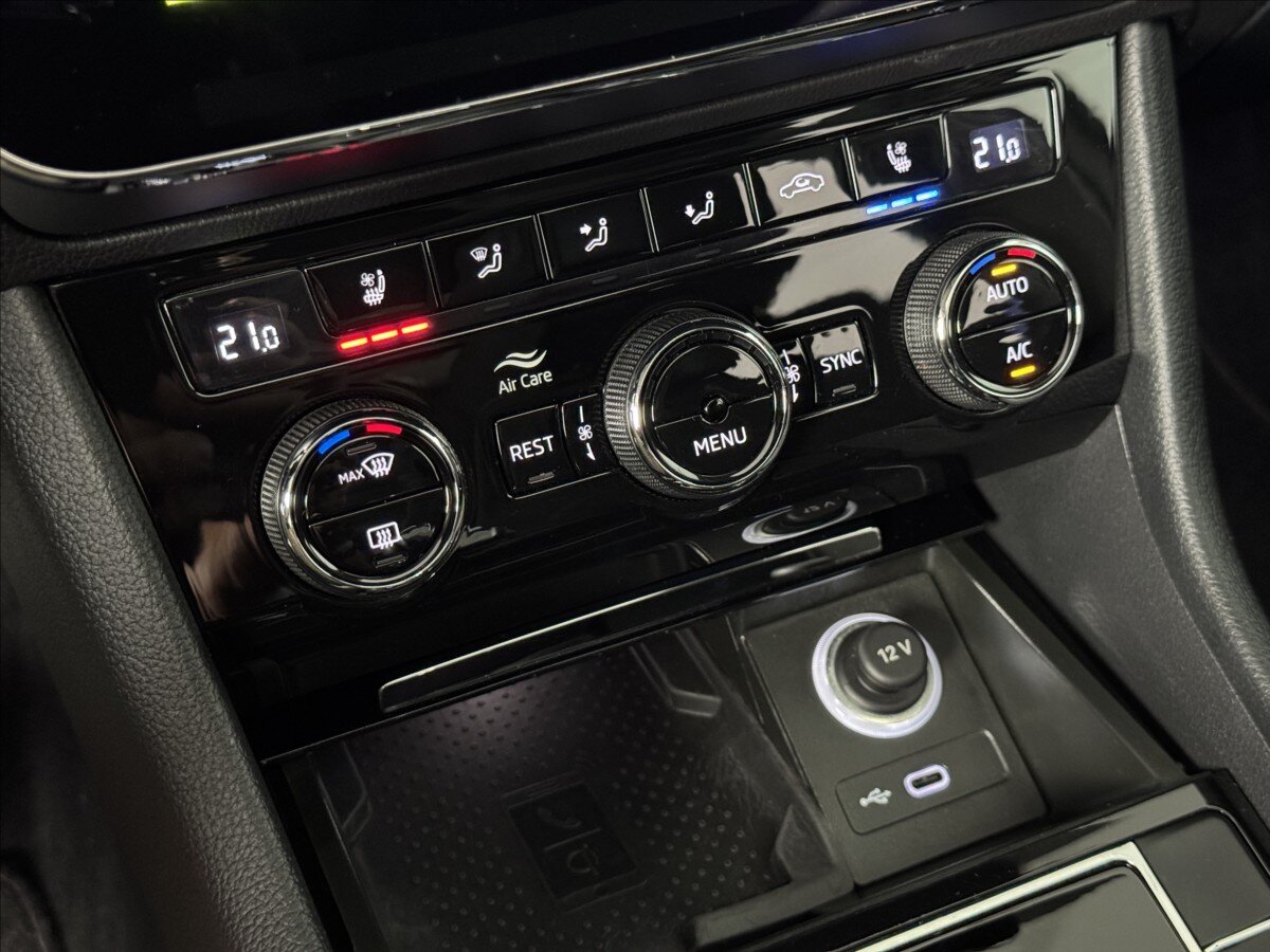 Škoda Superb Kombi 1,4 l 160 kw