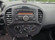 Nissan Juke CUV / Crossover 1,6 l 86 kw