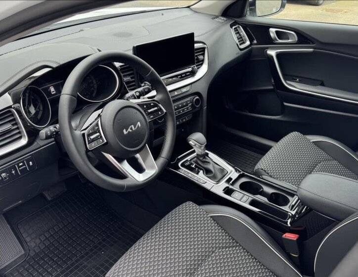 KIA XCeed SUV / Terénní 1,6 l 110 kw