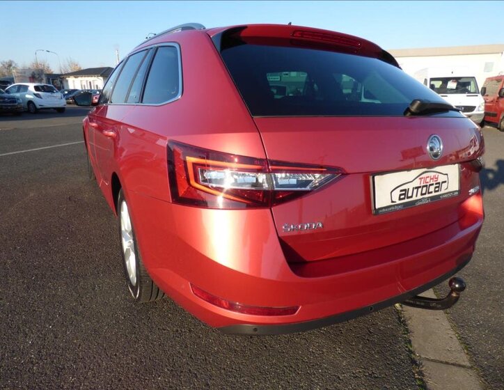 Škoda Superb Kombi 2,0 l 110 kw