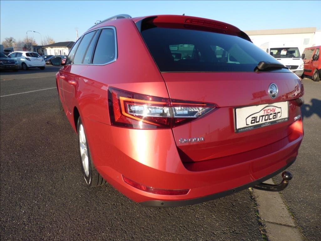 Škoda Superb Kombi 2,0 l 110 kw