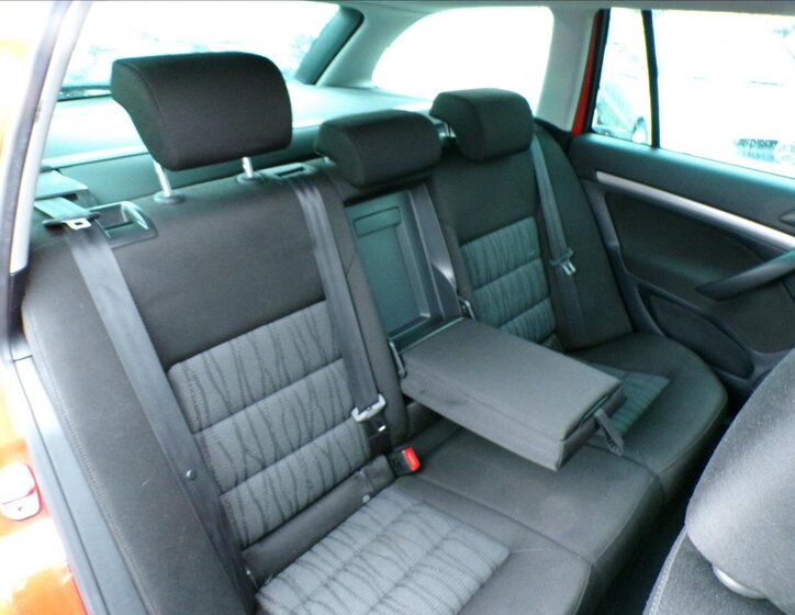 Škoda Octavia Kombi 2,0 l 103 kw