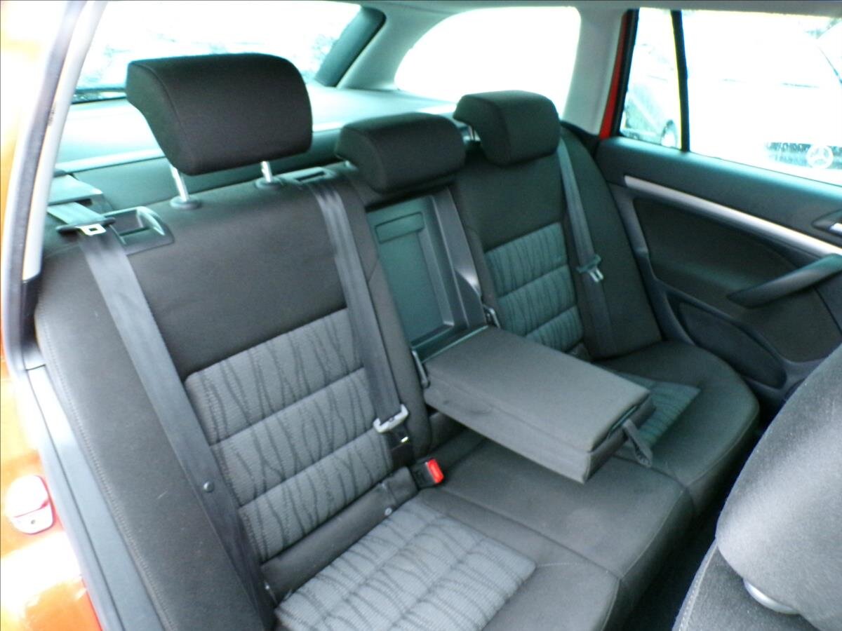 Škoda Octavia Kombi 2,0 l 103 kw