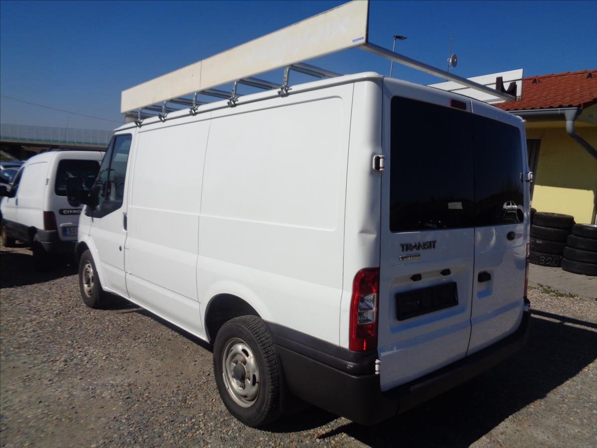 Ford Transit Skříň 2,2 l 74 kw