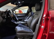 Alfa Romeo Stelvio SUV / Terénní 2,0 l 206 kw