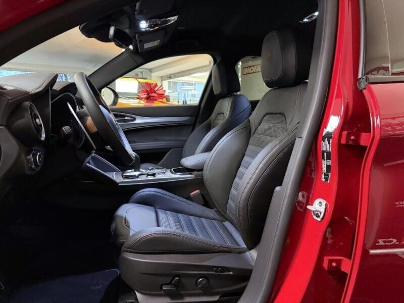 Alfa Romeo Stelvio SUV / Terénní 2,0 l 206 kw