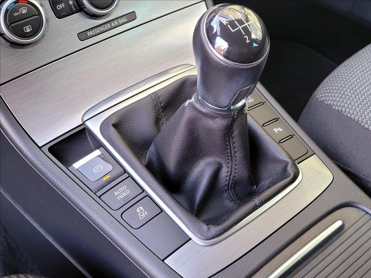 Volkswagen Passat Kombi 1,4 l 90 kw