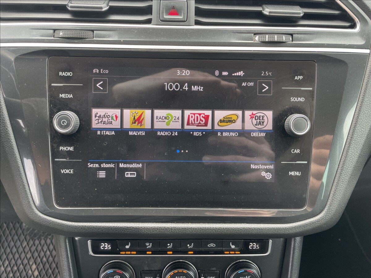 Volkswagen Tiguan SUV / Terénní 2,0 l 110 kw