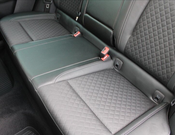 Škoda Karoq SUV 1,5 l 110 kw