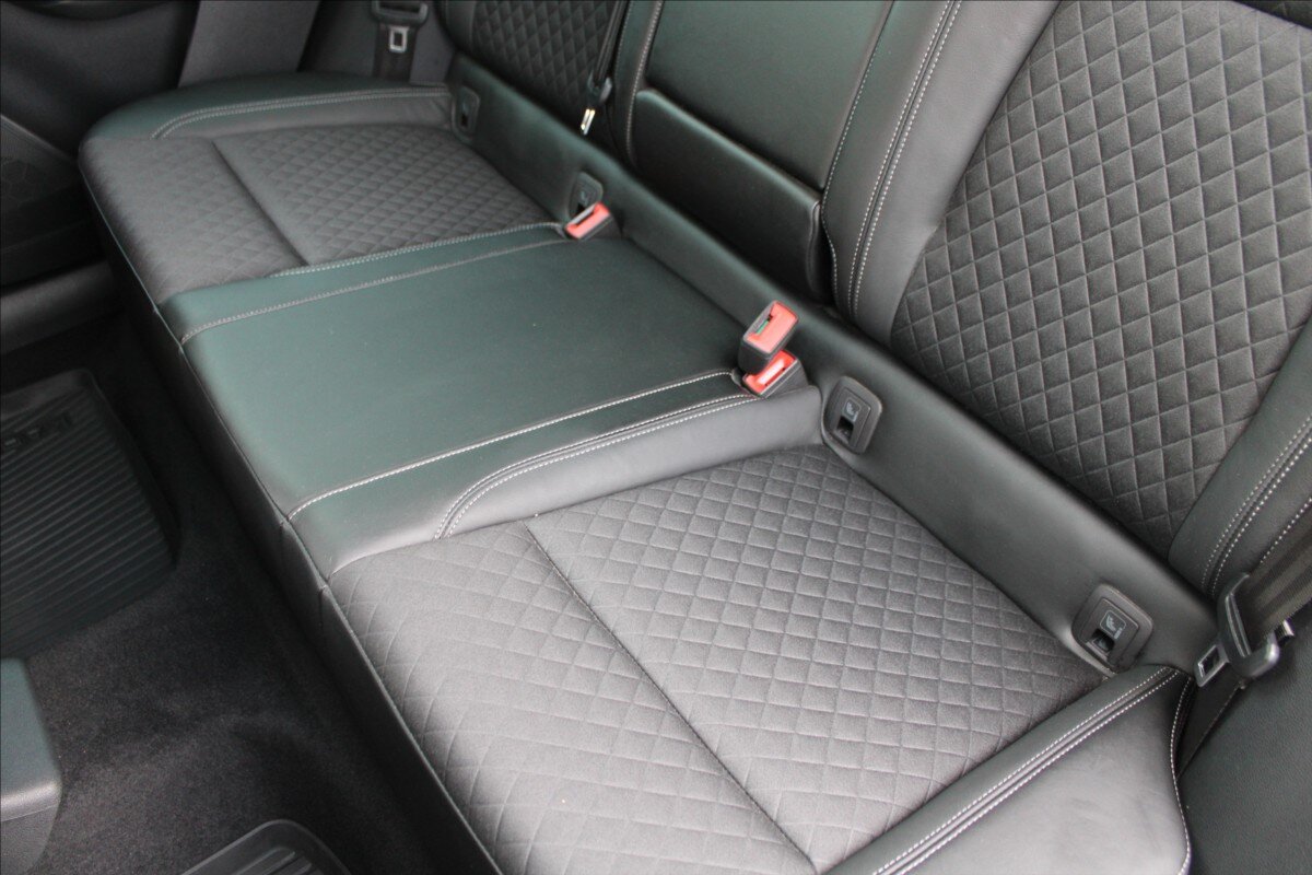 Škoda Karoq SUV 1,5 l 110 kw