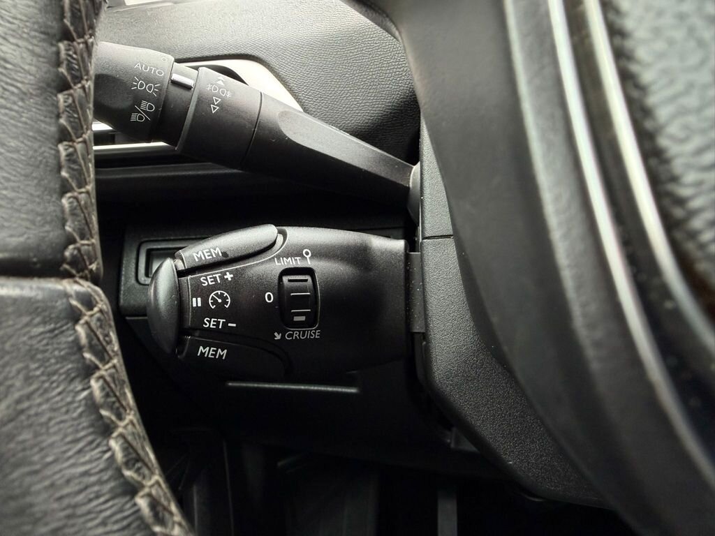 Peugeot 5008 SUV / Terénní 2,0 l 110 kw