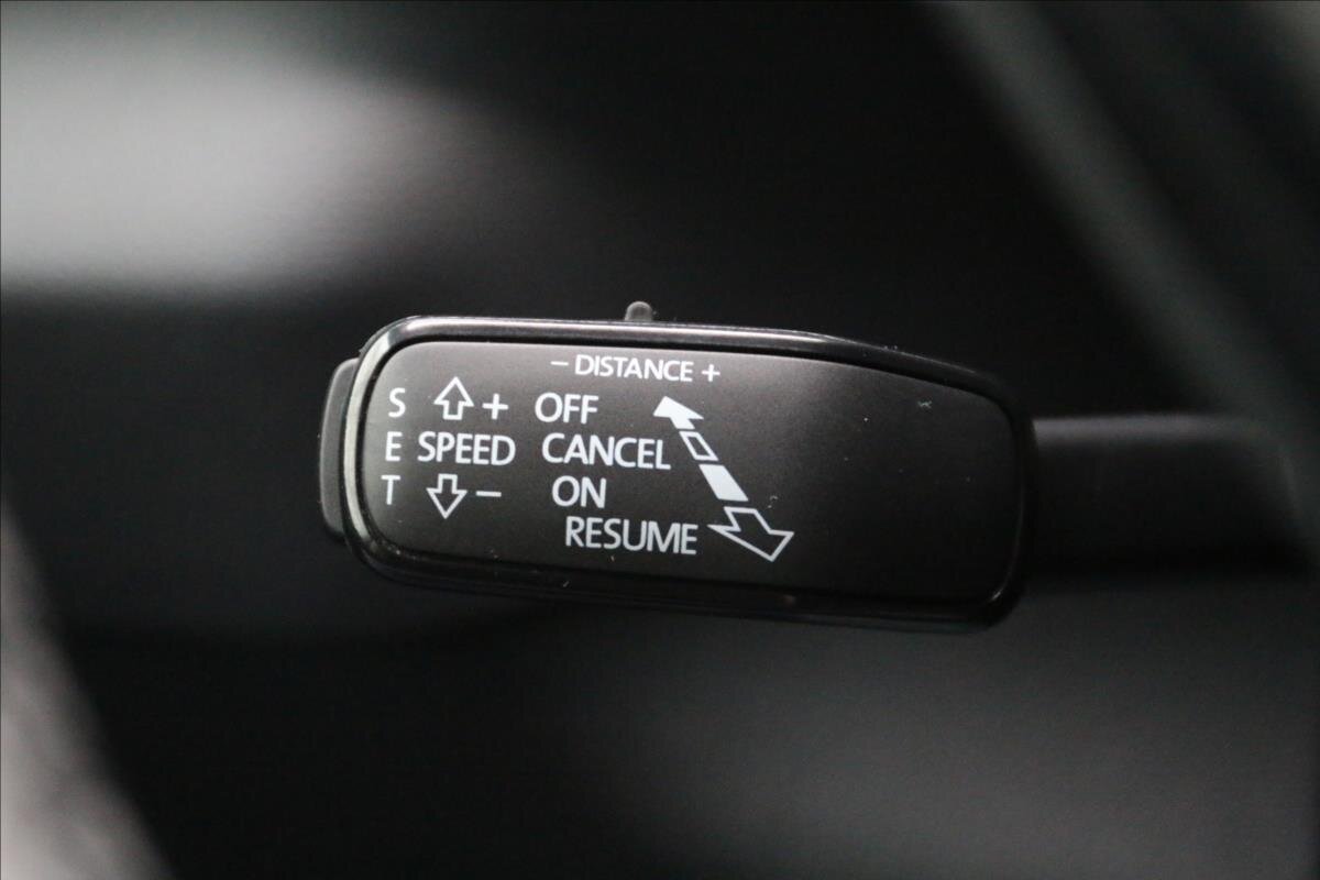 Škoda Karoq Kombi 1,6 l 85 kw