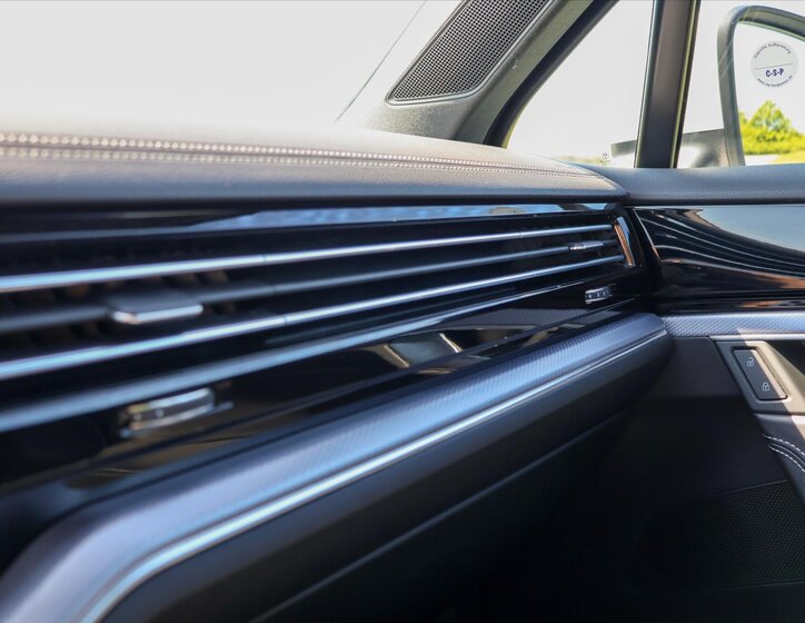 Volkswagen Touareg SUV 3,0 l 170 kw