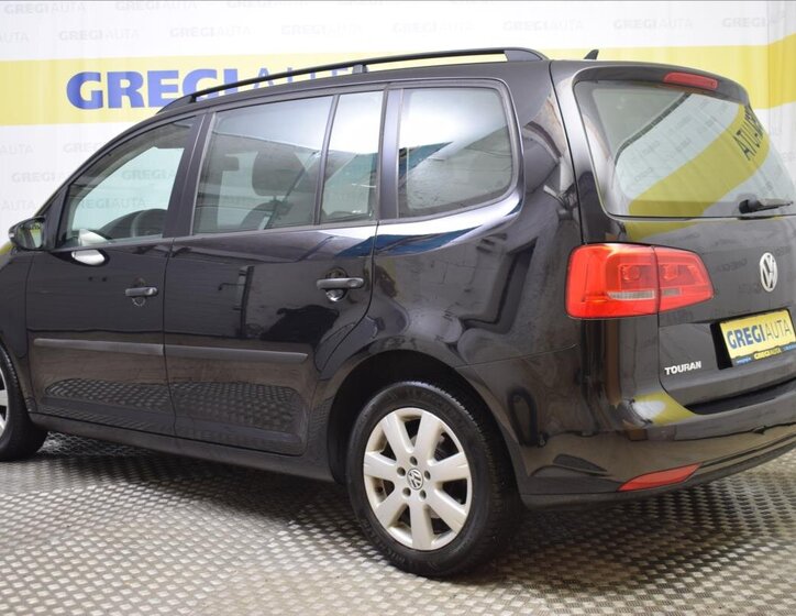 Volkswagen Touran MPV 1,6 l 77 kw