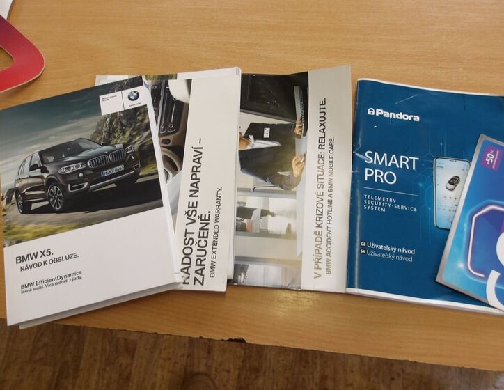 BMW X5 SUV 3,0 l 280 kw