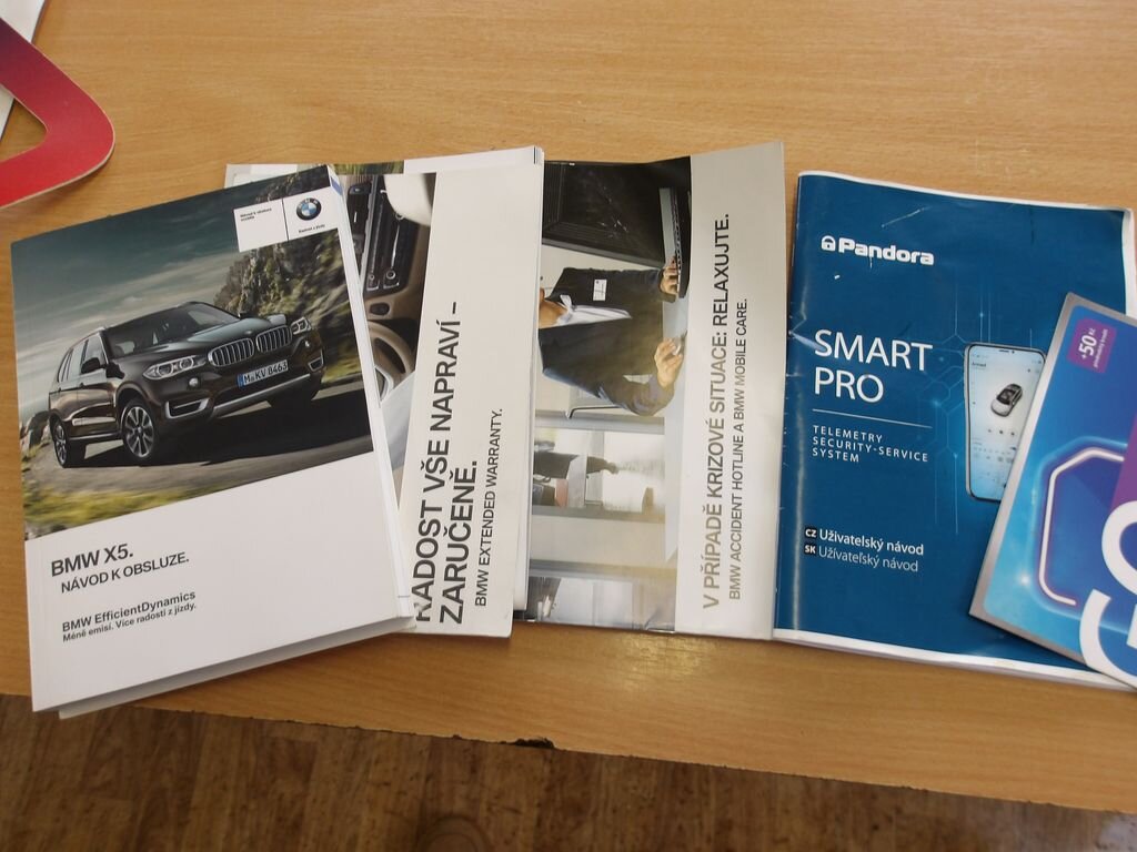 BMW X5 SUV 3,0 l 280 kw