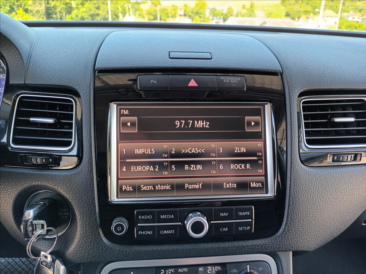 Volkswagen Touareg SUV / Terénní 3,0 l 176 kw