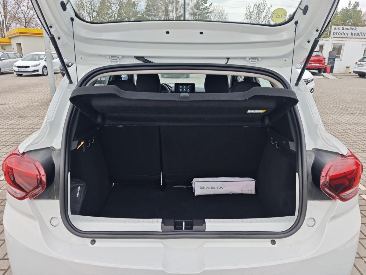 Dacia Sandero Hatchback 999,0 67 kw