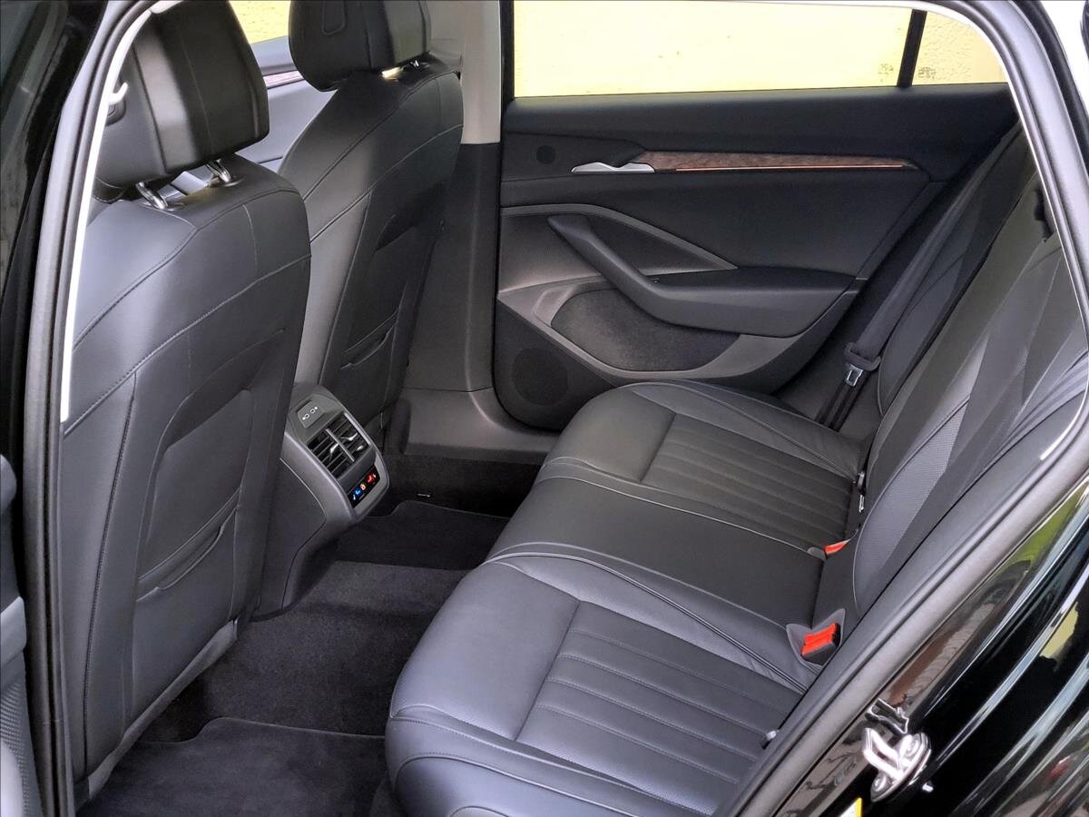 Škoda Superb Kombi 1,5 l 110 kw