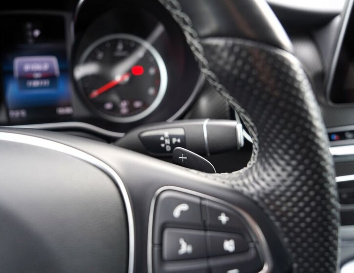 Mercedes-Benz Třídy V MPV 2,0 l 176 kw