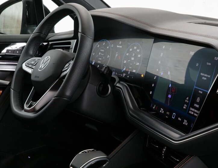 Volkswagen Touareg SUV / Terénní 3,0 l 210 kw