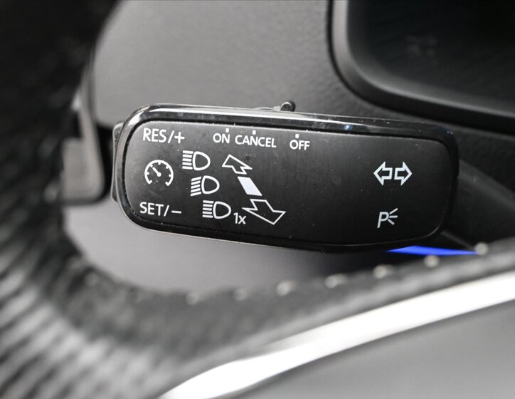 Škoda Karoq SUV / Terénní 1,5 l 110 kw