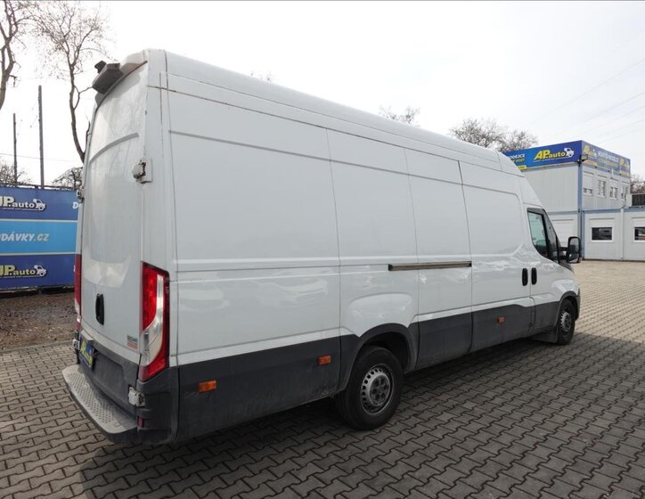 Iveco Daily Ostatní 2,3 l 100 kw