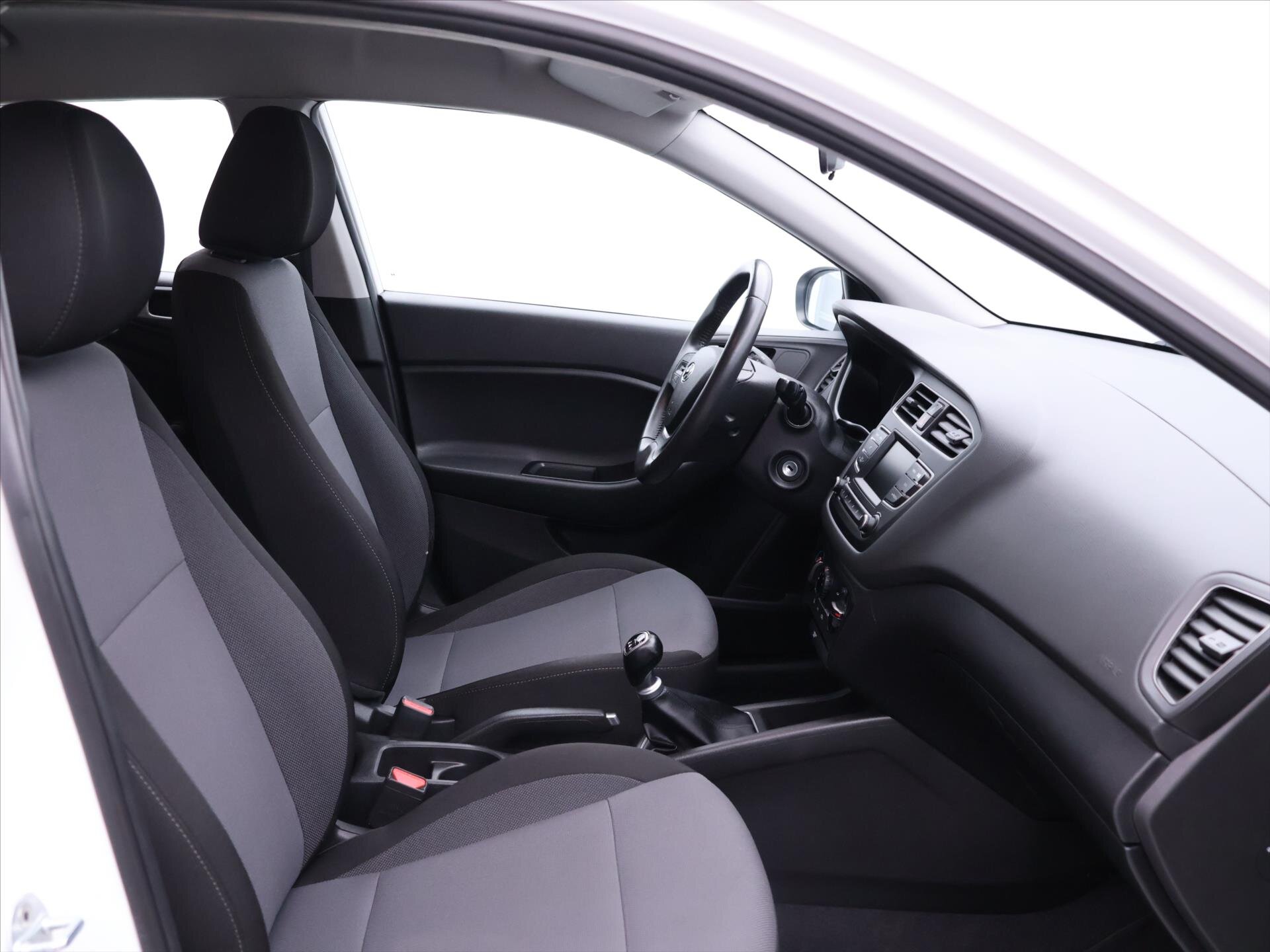 Hyundai i20 Hatchback 1,2 l 55 kw