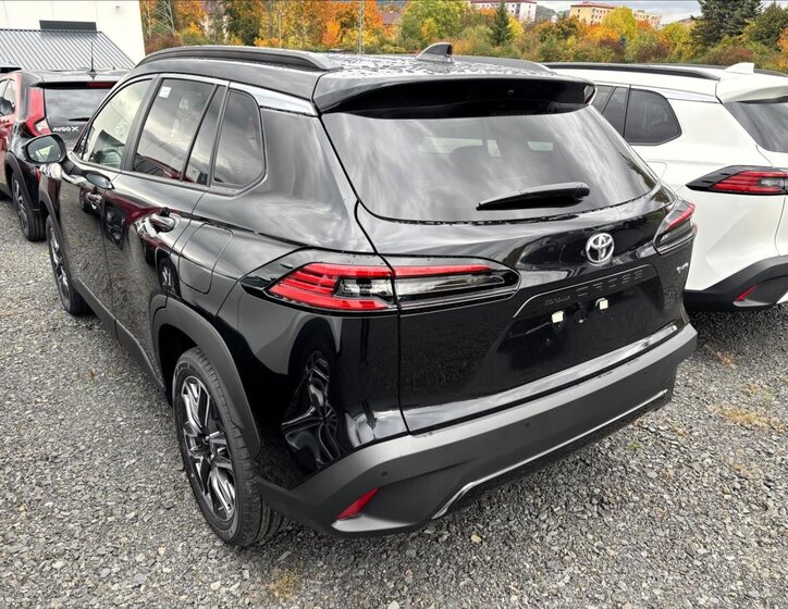 Toyota Corolla Cross SUV 1,8 l 103 kw