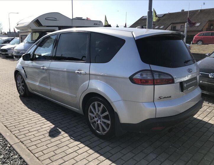 Ford S-MAX Kombi 2,2 l 129 kw