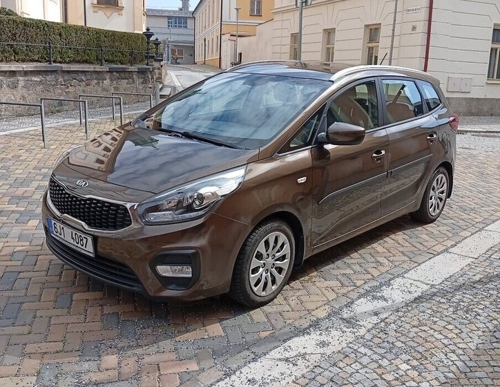 KIA Carens MPV 0,0 99 kw