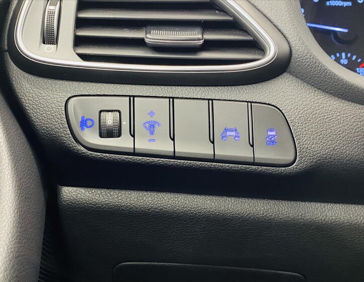 Hyundai i30 Hatchback 998,0 88 kw