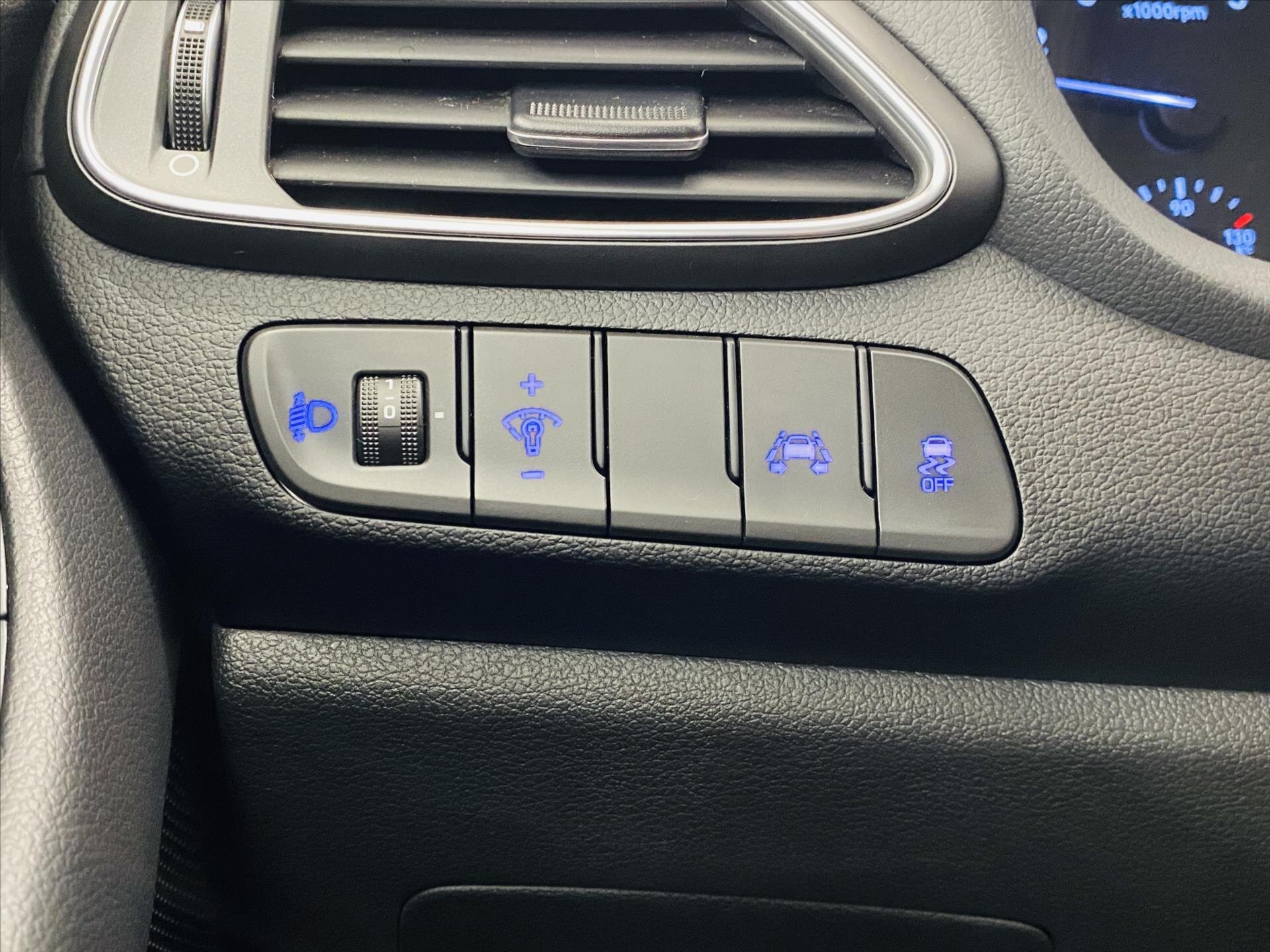 Hyundai i30 Hatchback 998,0 88 kw