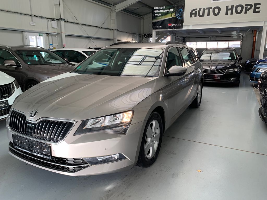 Škoda Superb