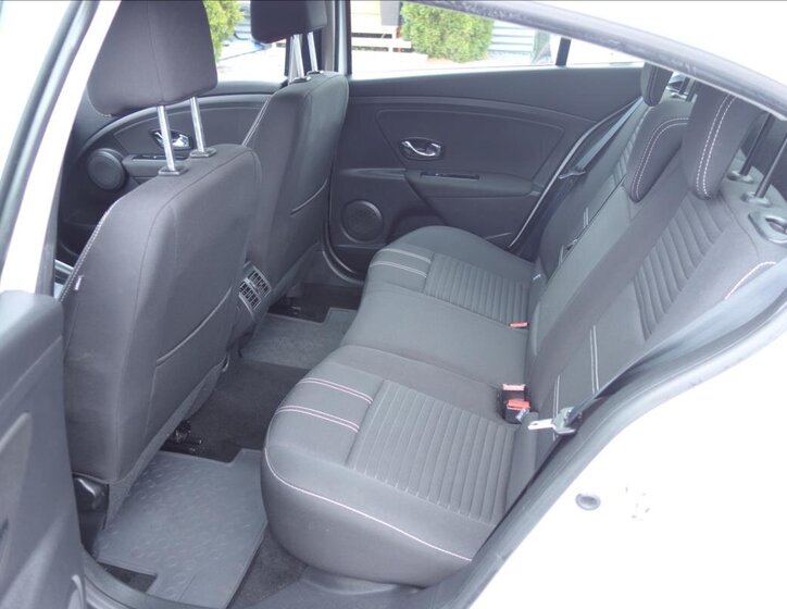 Renault Fluence Sedan / Limuzína 1,6 l 82 kw