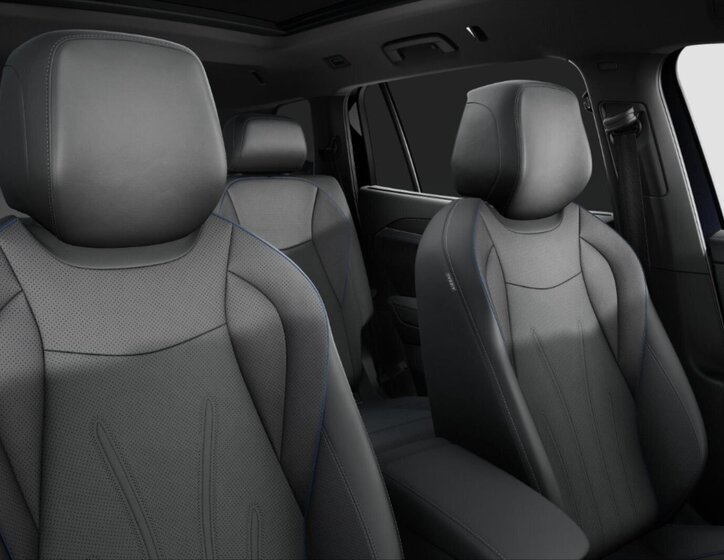 Volkswagen Tayron SUV / Terénní 2,0 l 195 kw