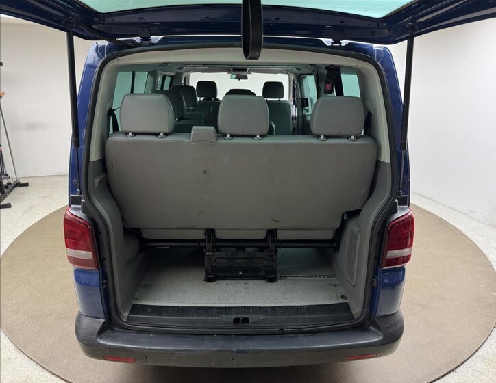 Volkswagen Transporter Kombi 2,5 l 96 kw