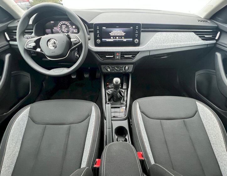 Škoda Scala Hatchback 1,0 l 85 kw