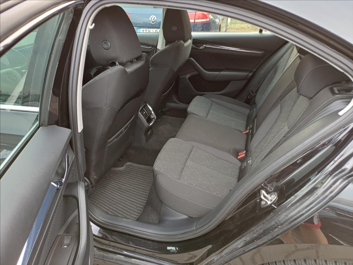 Škoda Octavia Sedan / Limuzína 2,0 l 110 kw
