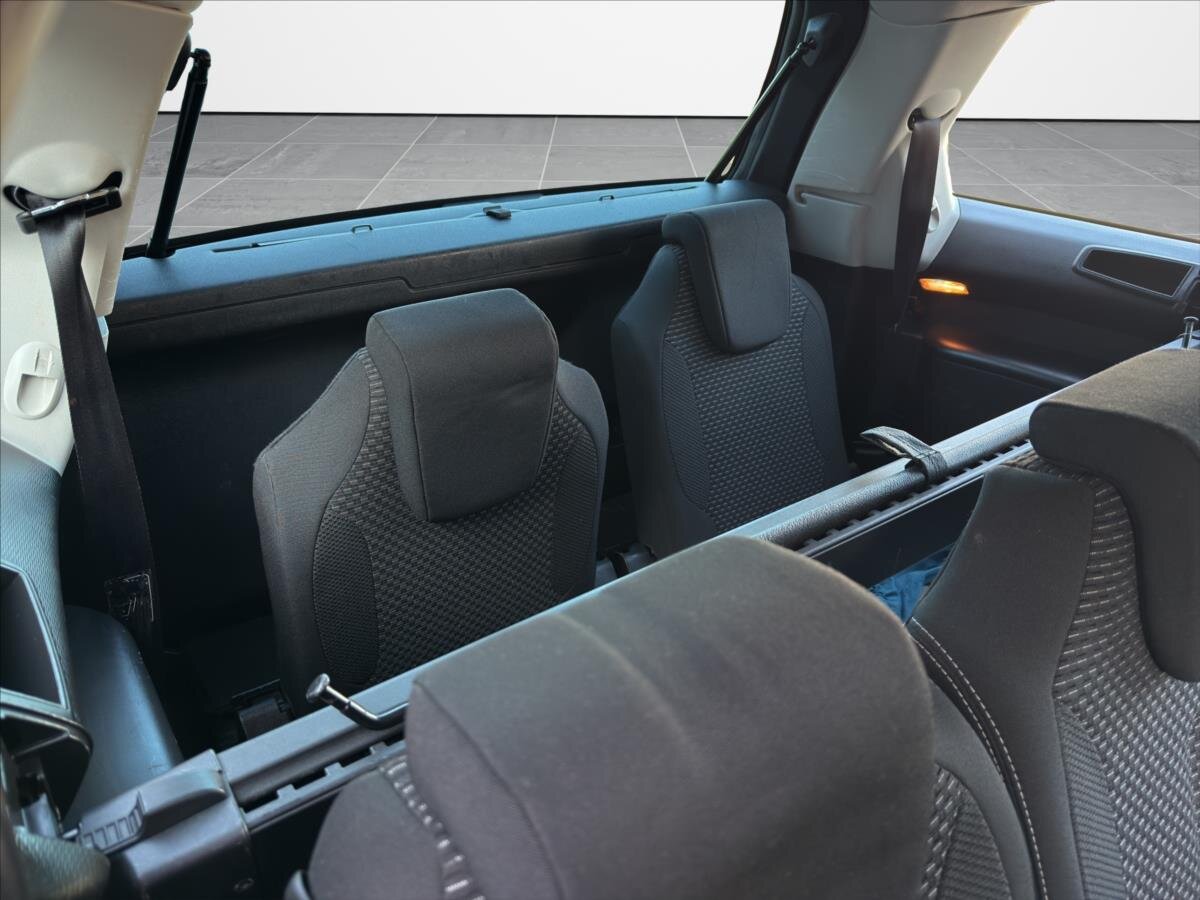 Citroën Grand C4 Picasso Kombi 2,0 l 110 kw